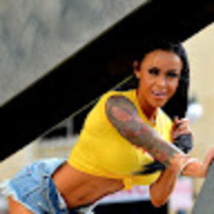 Meet your Posher, Carla